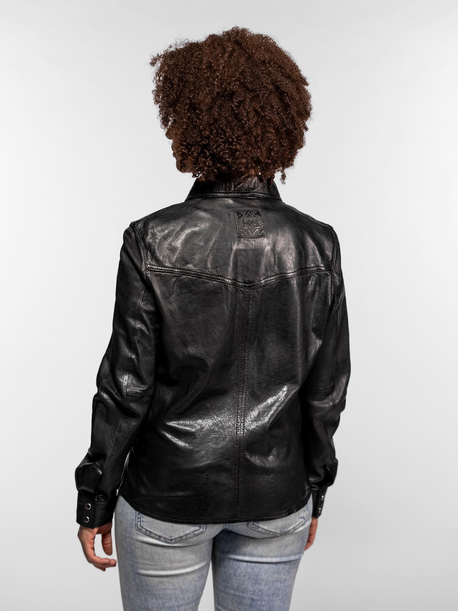 Dolores - Chemisier en cuir femme - Image 11