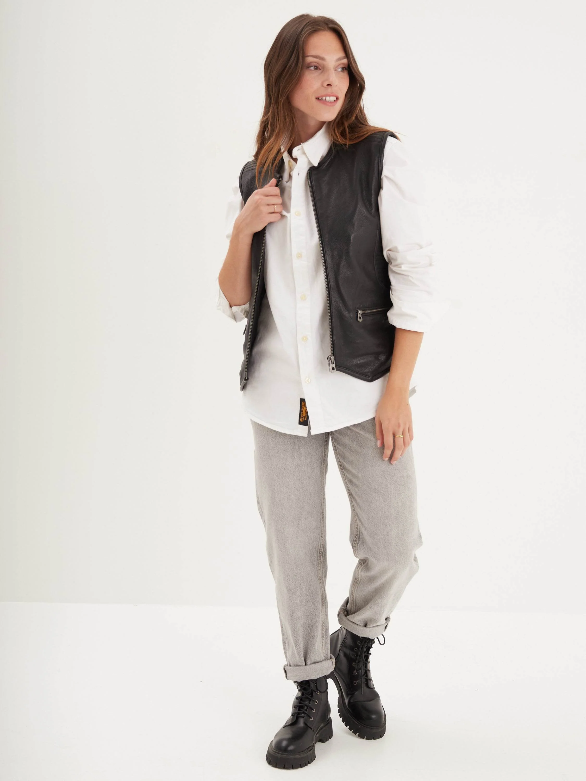 Free chapter - Gilet biker cuir femme - Image 6