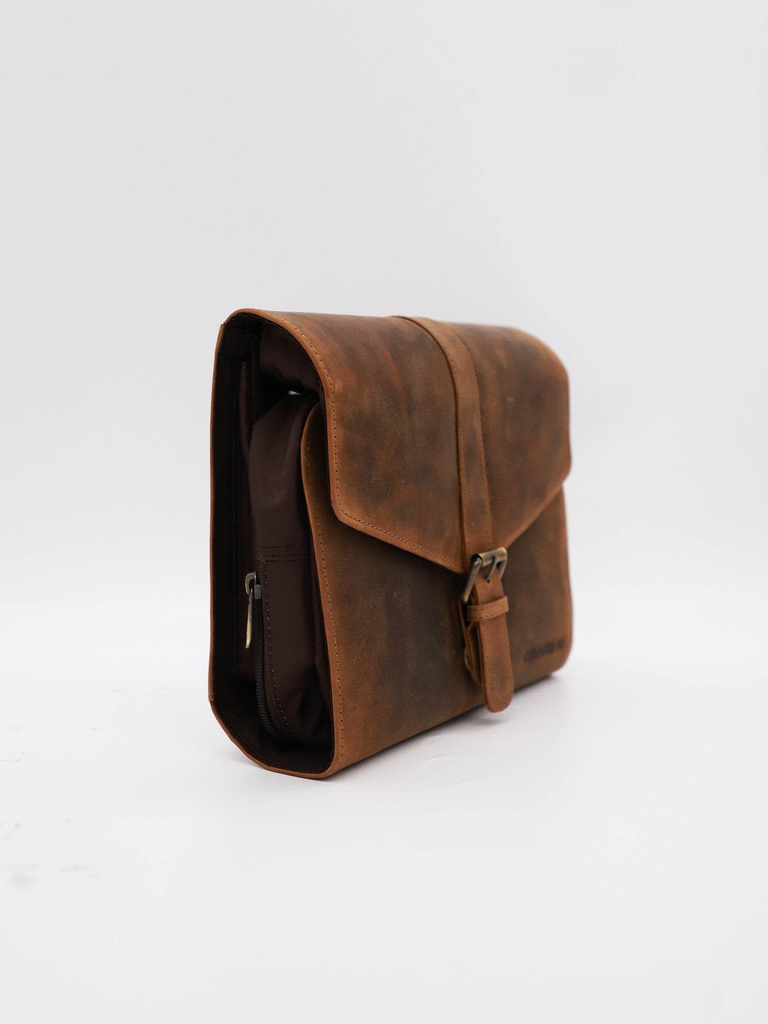 M13 - Trousse de toilette cuir - Image 2