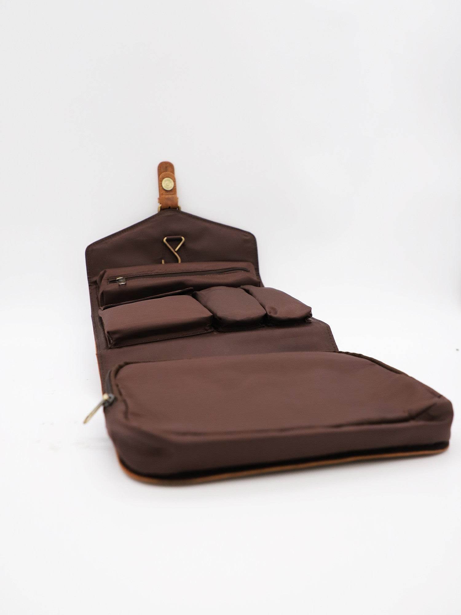 M13 - Trousse de toilette cuir - Image 3