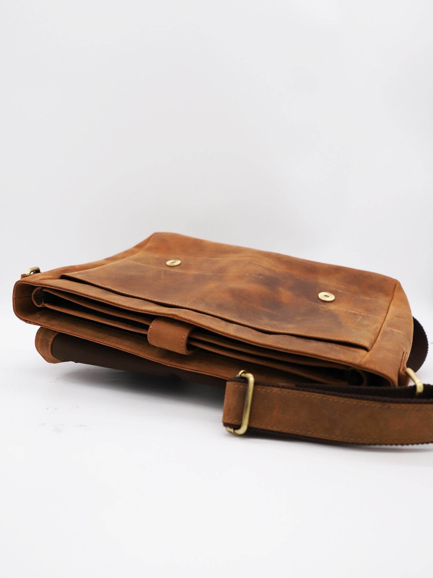 M5 - Sacoche cuir bandouliere - Image 4