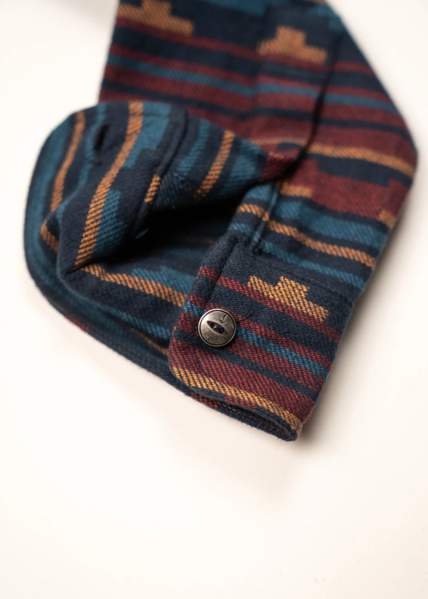 Powathan shirt - Image 8