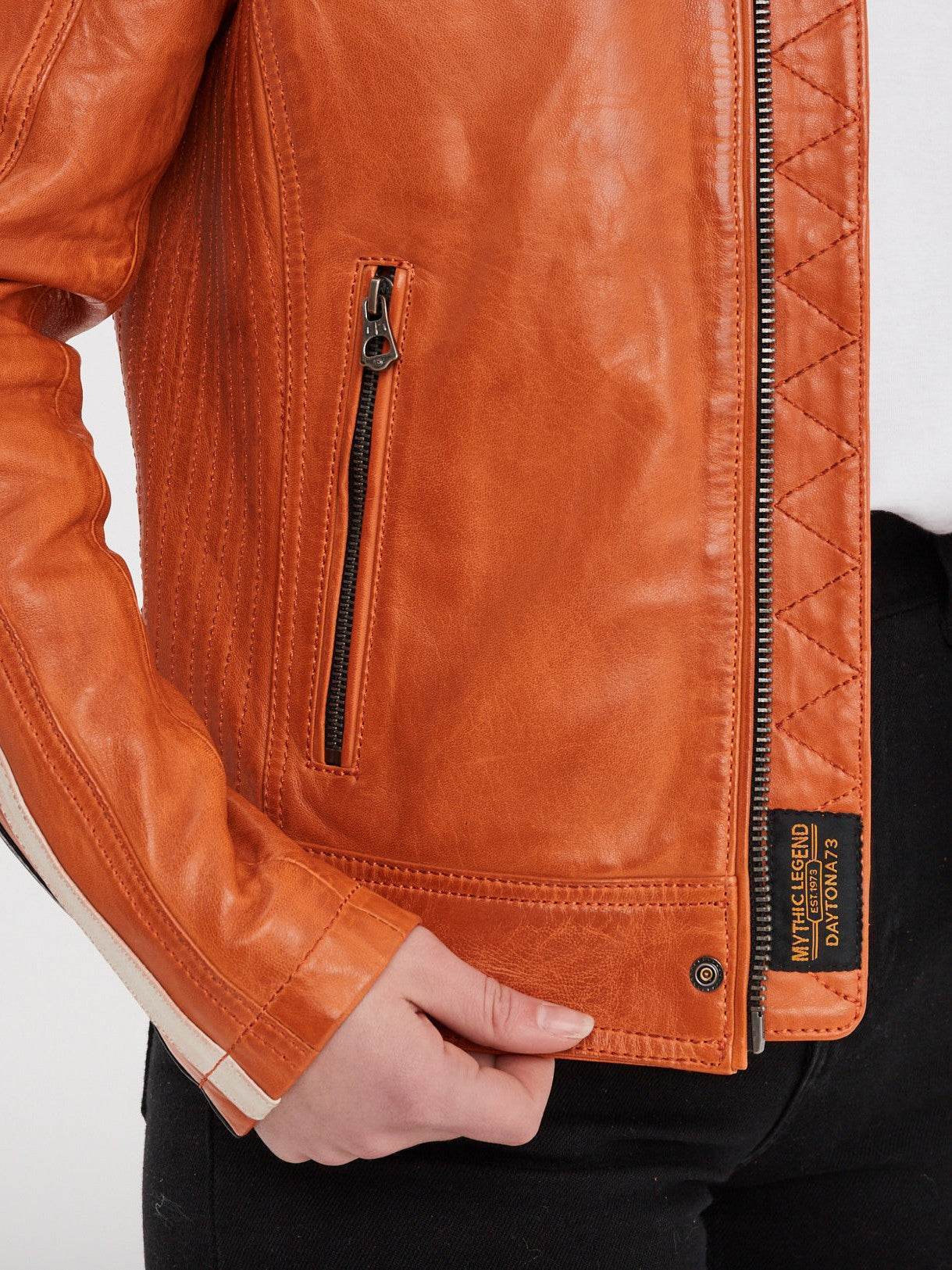 Wartbugy - Blouson moto vintage femme - Image 14