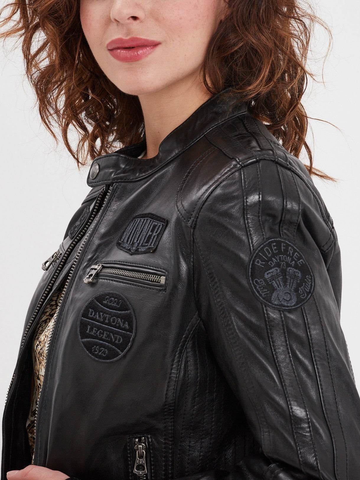 Wartbugy - Blouson moto vintage femme - Image 24