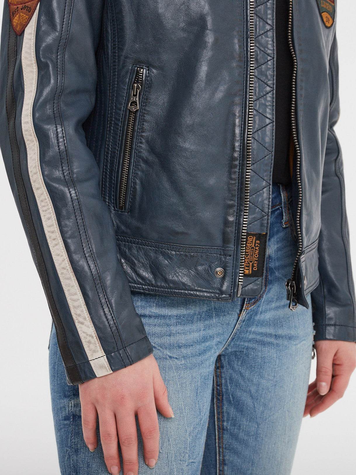 Wartbugy - Blouson moto vintage femme - Image 35