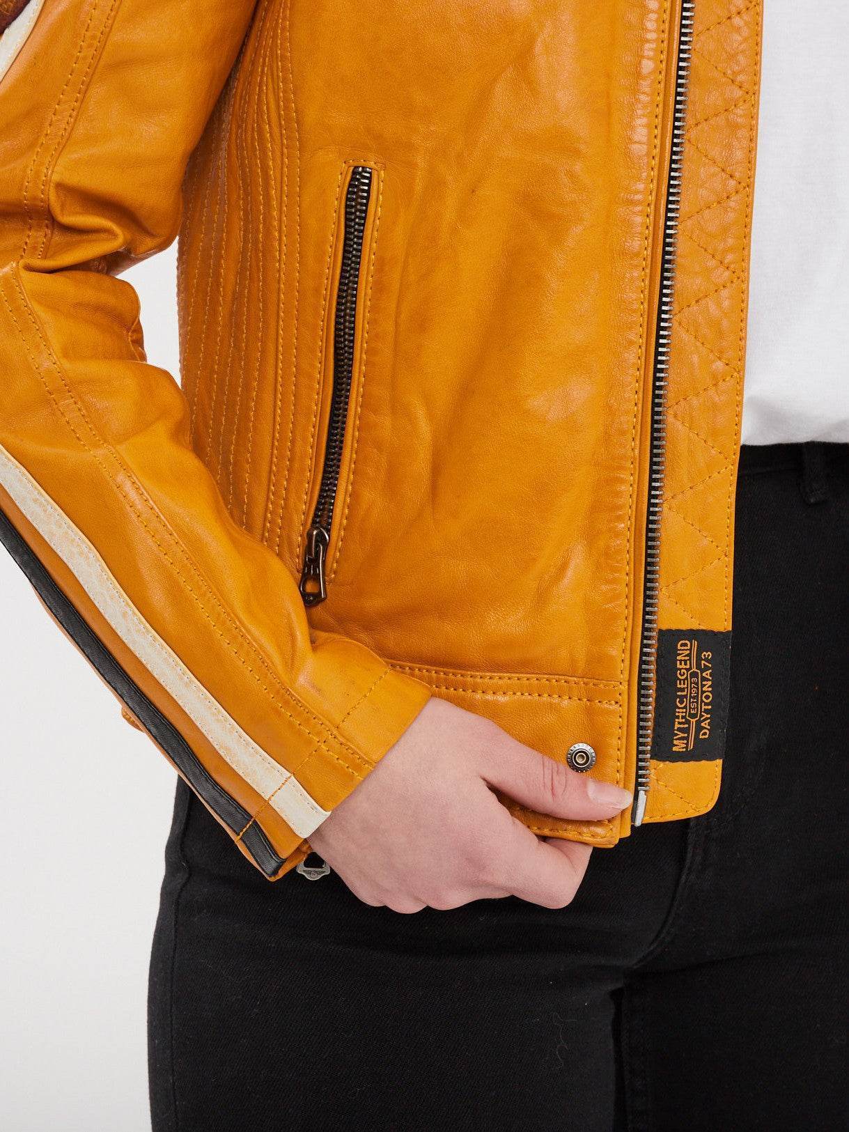 Wartbugy - Blouson moto vintage femme - Image 43