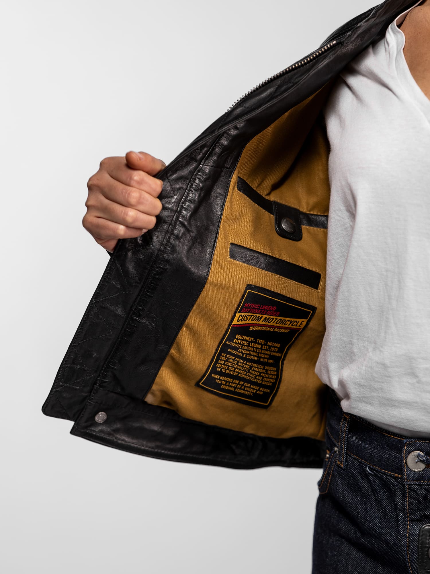 Wartburgin - Blouson moto vintage femme - Image 7